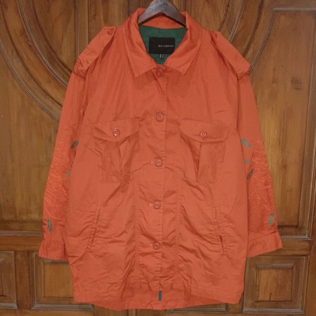 PRELOVED KAI-AAKMANN Jaket Katun Wanita Orange Bigsize LD 106