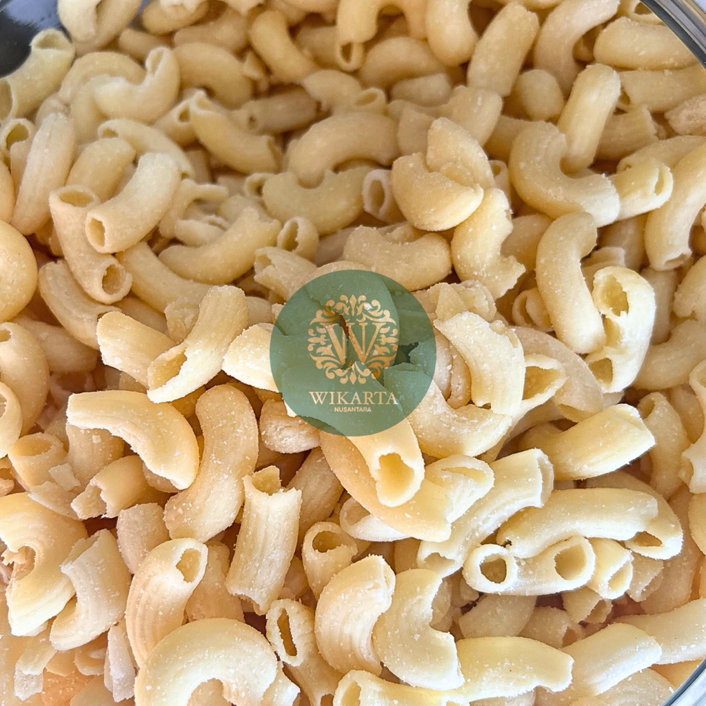 

MAKARONI BESAR KEJU New renyah gurih ngeju camilan snack kiloan 140gram