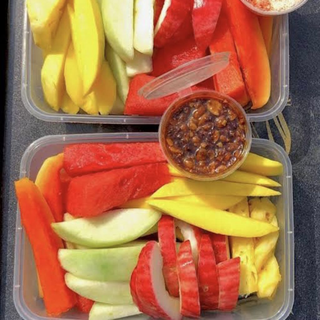 

Rujak Buah Segar Paket 1 Box 25 ribu Segar Siap makan