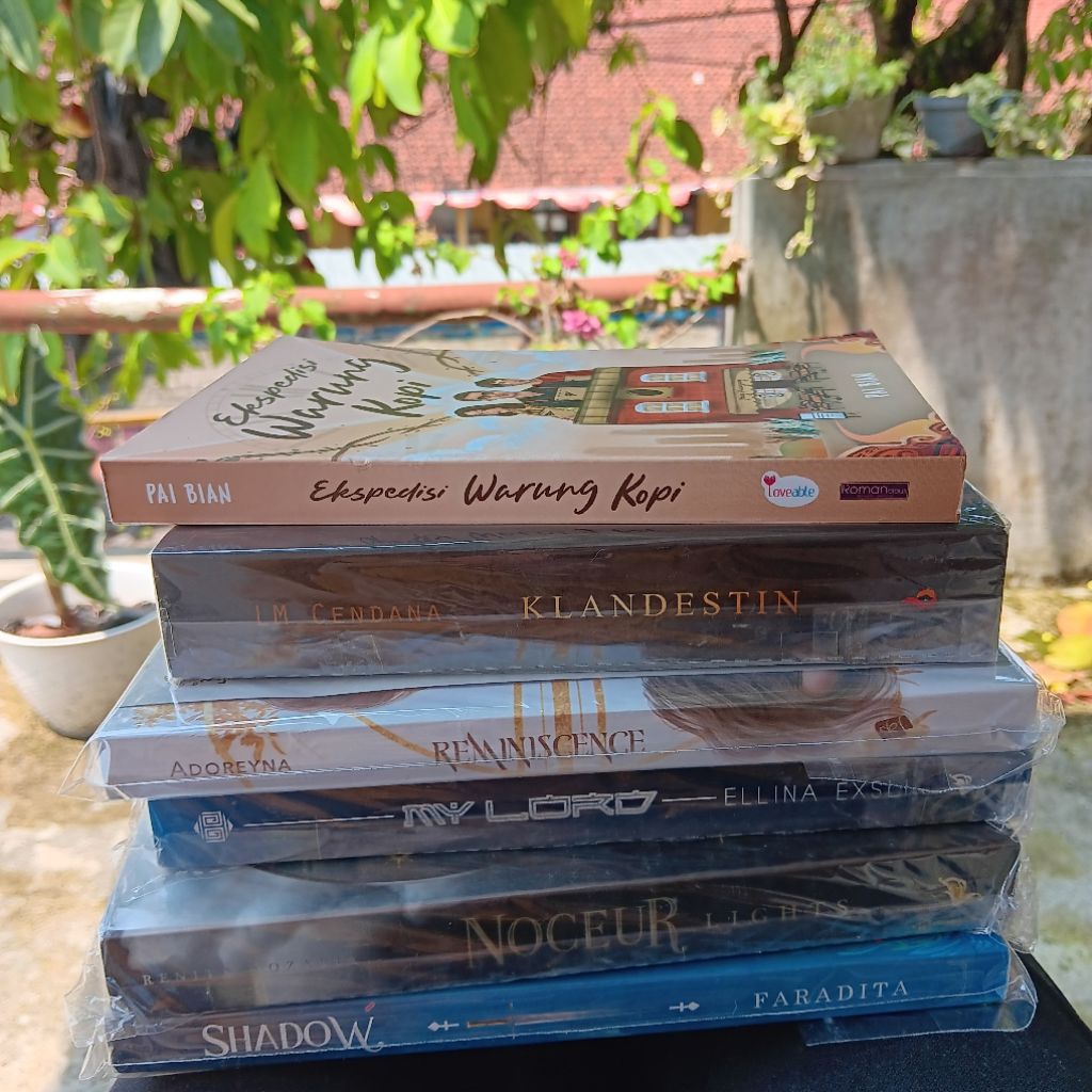 [Preloved] Novel Fantasy Horor Misteri