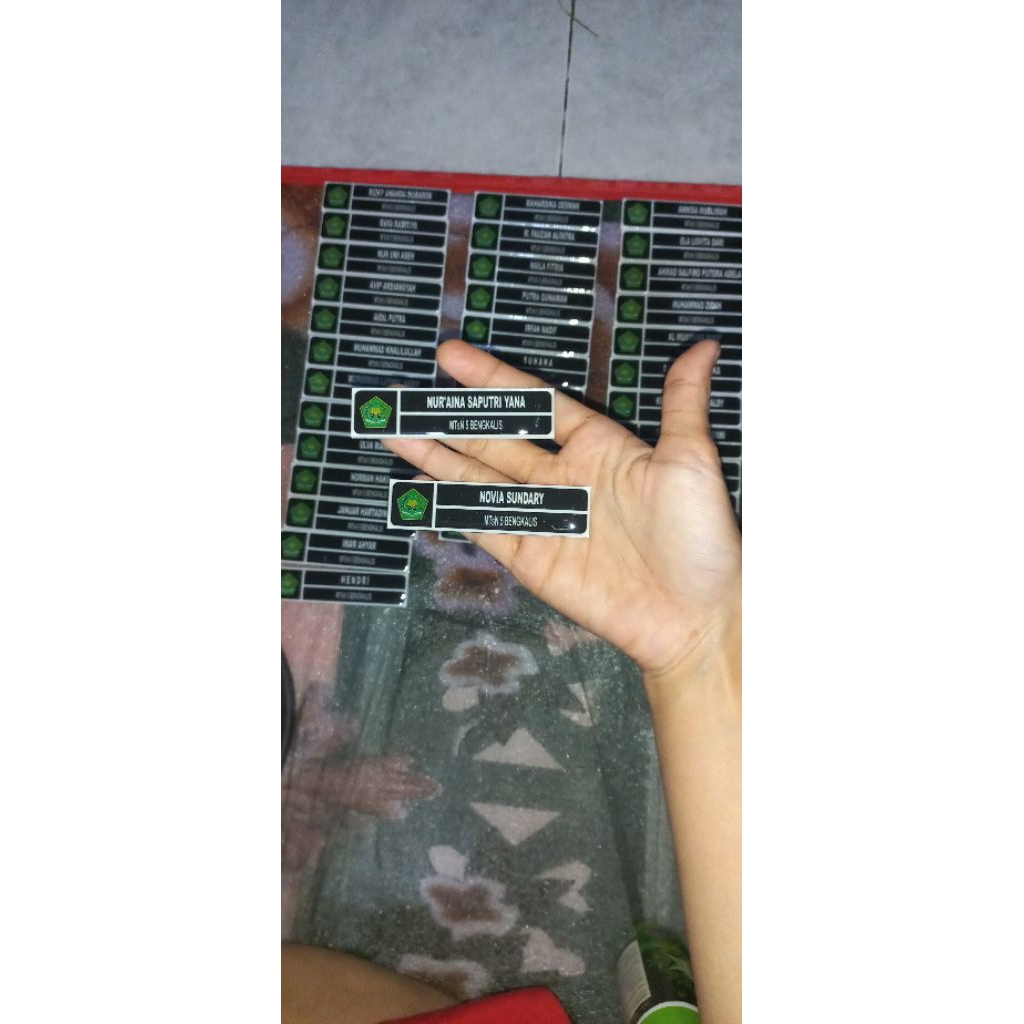 

Name Tag akrilik resin