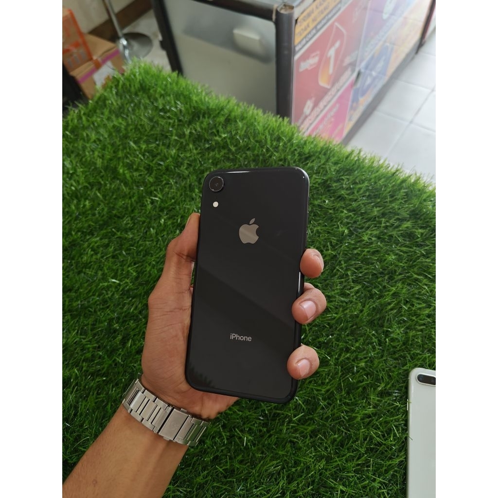 iPhone XR 128 All Operator