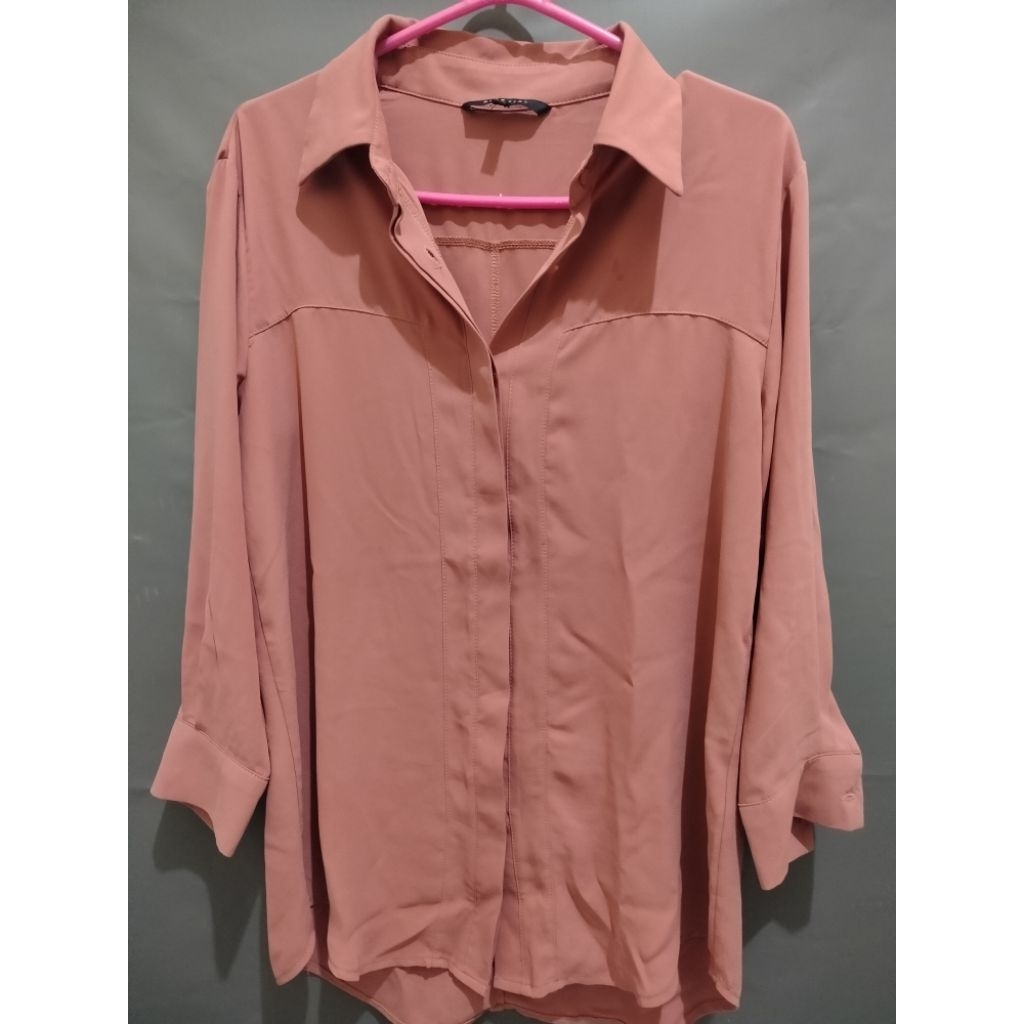 Kemeja Wanita Slimfit