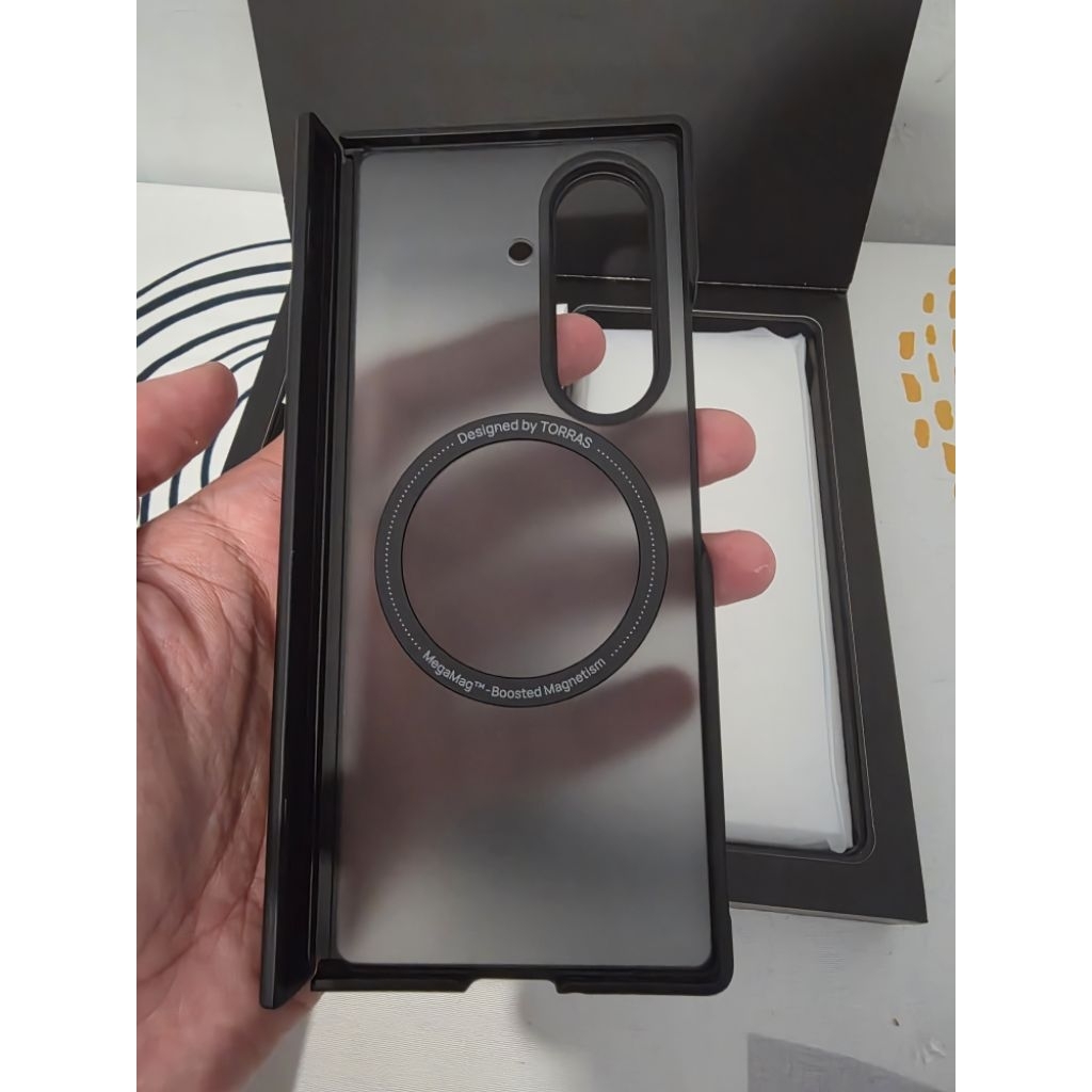 Torras Mag Guardian Case Samsung Z Fold 7