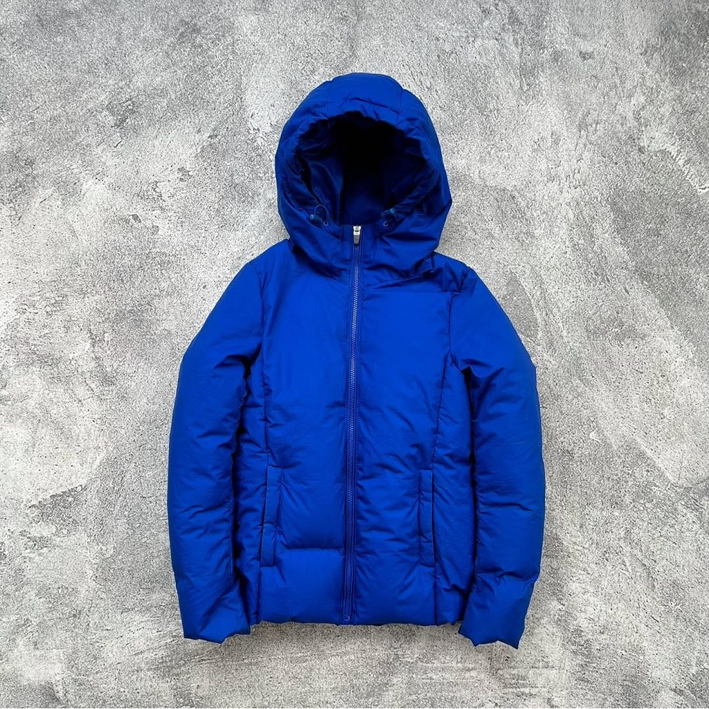 BULANG UNIQLO SEAMLESS JAKET