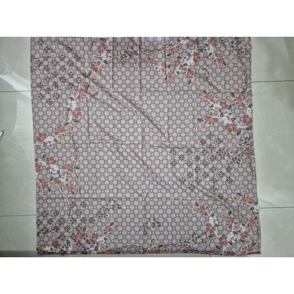 PRELOVED JILBAB l Jilbab Wanita Bekas/ Kerudung Wanita/ Kain Penutup Rambut Wanita Berhijab Motif Bu