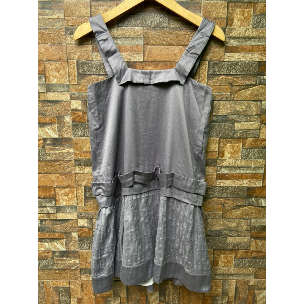 Vintage 00s See by Chloé Grey Pleated Sleeveless Dress