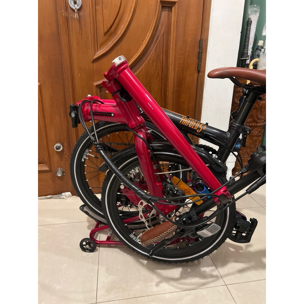 PRELOVED - Sepeda UNITED Trifold 5D