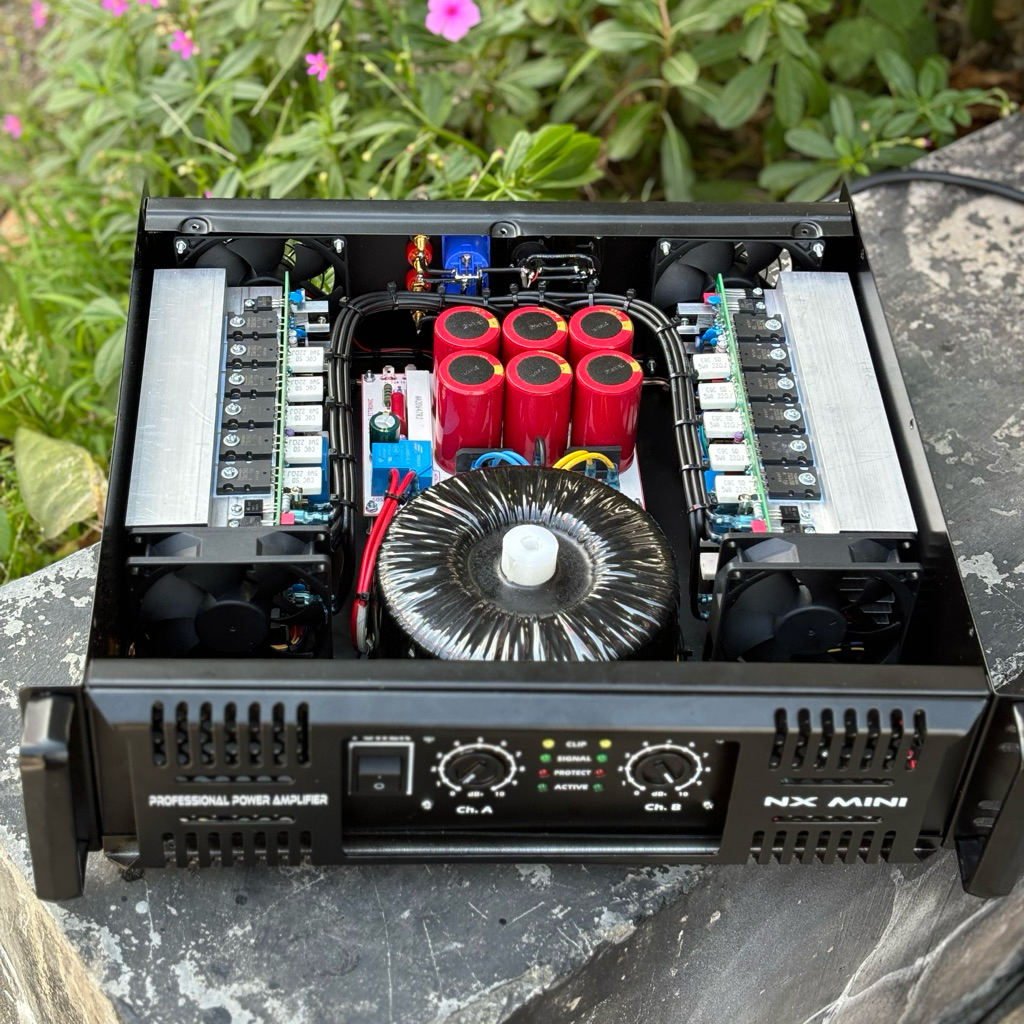 POWER CLASS H 2700  2x 780 wat pee chanel cocok buat 15 & 18  inch