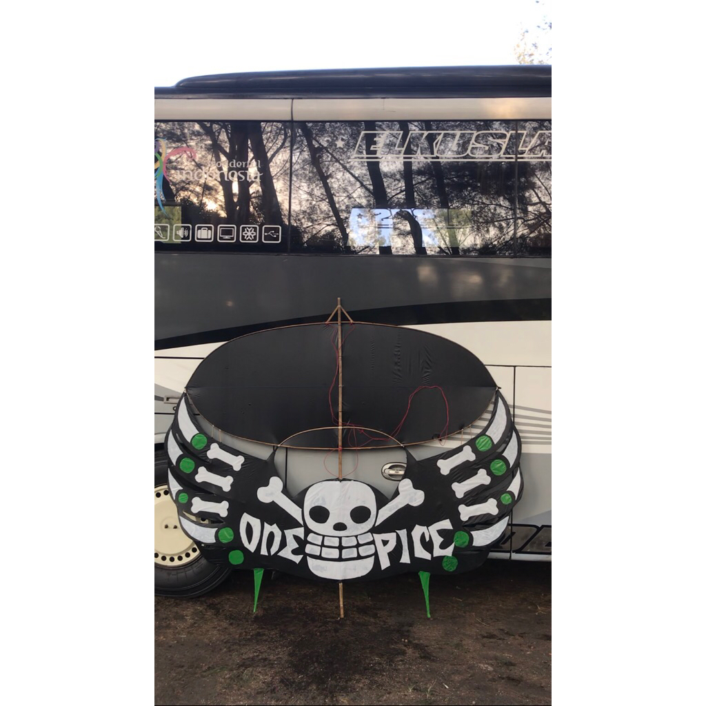 LAYANGAN RAM RAMAN EMPET 2 METER