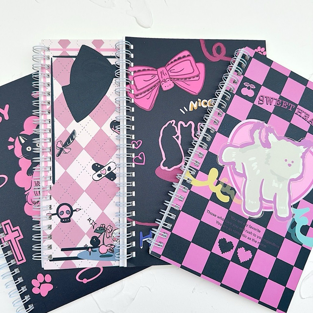 

Buku Spiral A5 Notebook Motif Black Cat