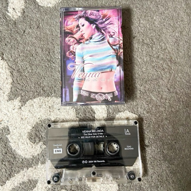 Kaset Pita Vena Melinda