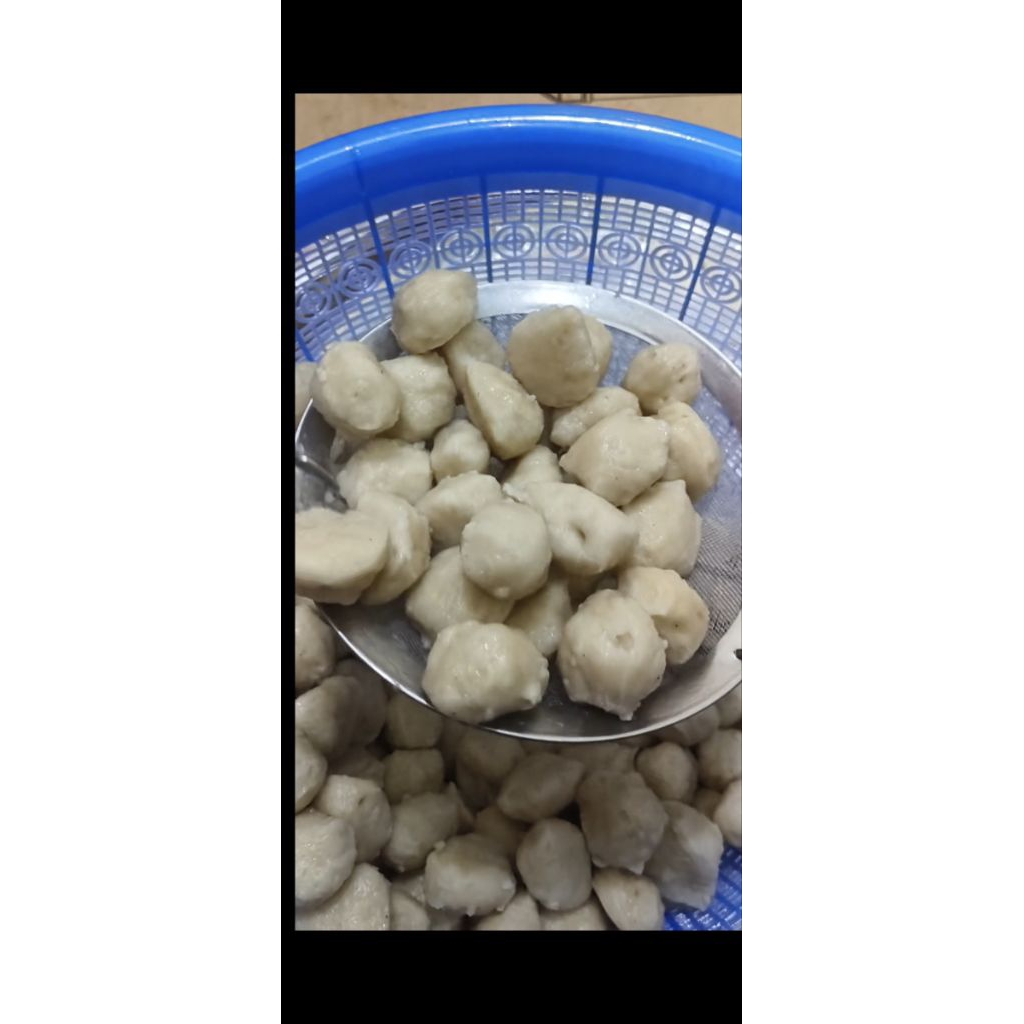 

CINORI CILOK AYAM ISI 100 PCS BONUS KUAH