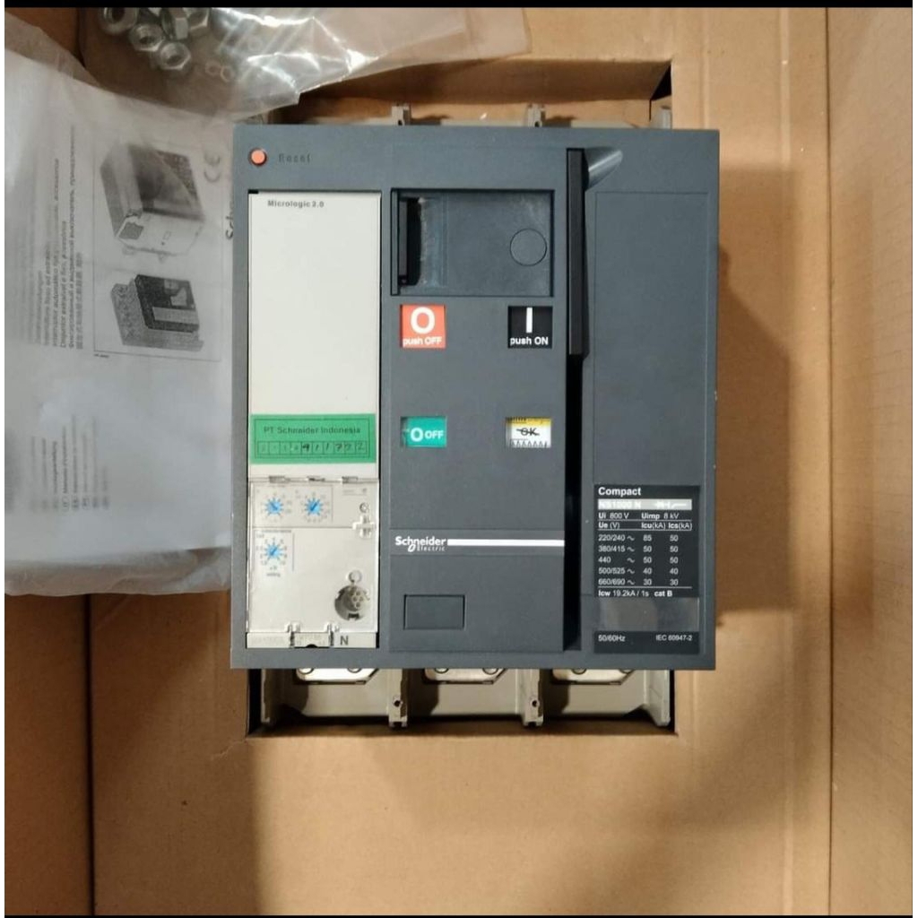 NS800N 3P MOTORIZED KOMPLIT AUX UVT DLL SCHNEIDER 800A