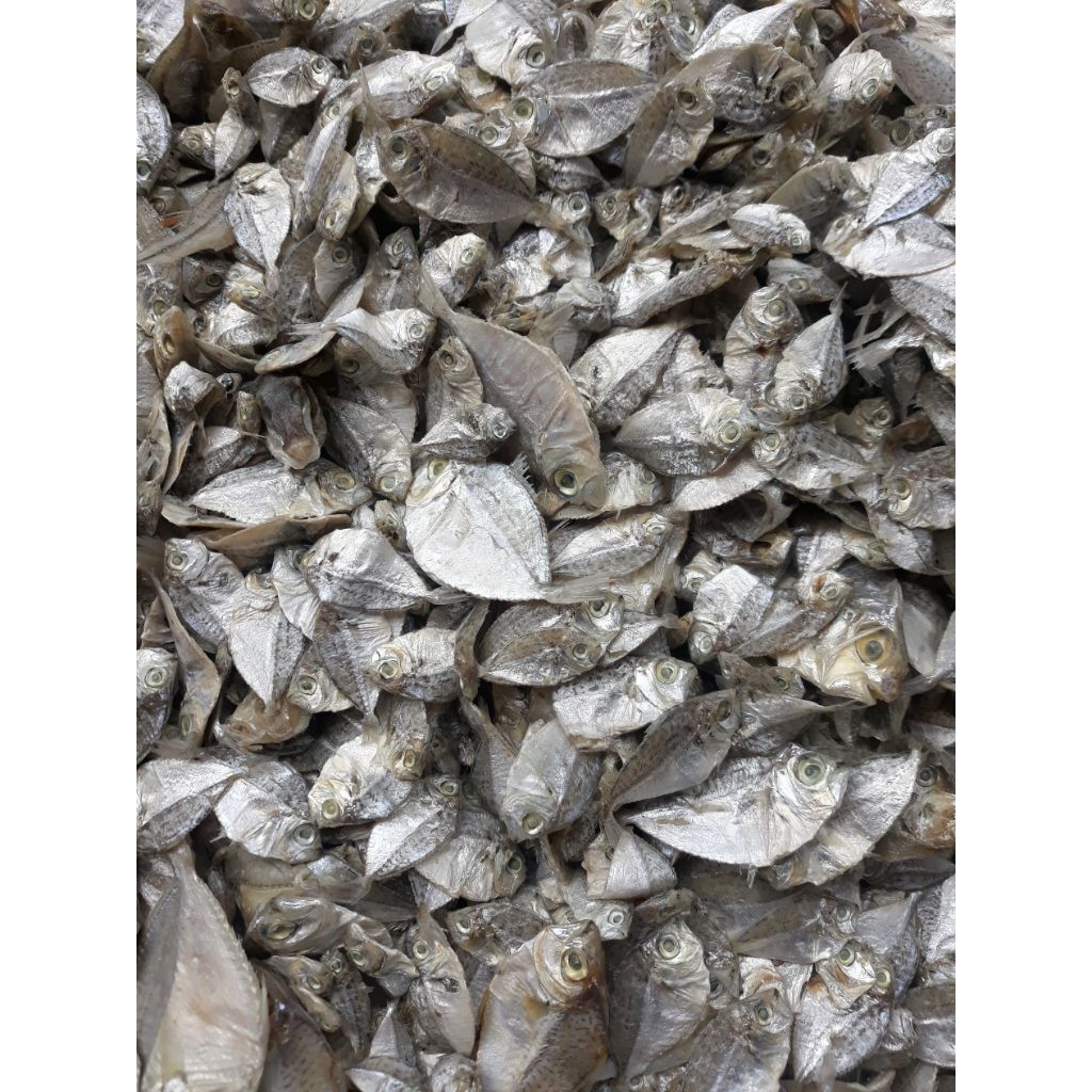 

Ikan Asin Pirik /Petek Kecil 1Kg 500g 250g Promo Murah