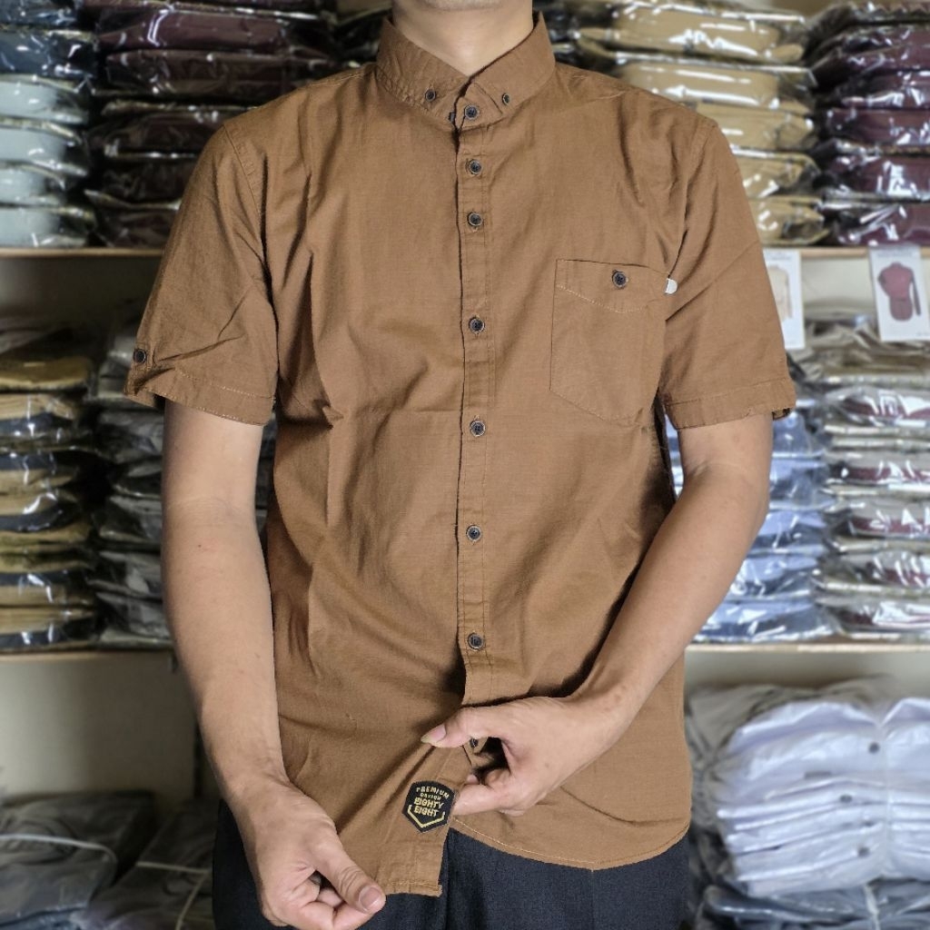 Eighty Eight - Kemeja Polos Lengan Pendek Brill Eighty Eight (88) Premium Model Slimfit