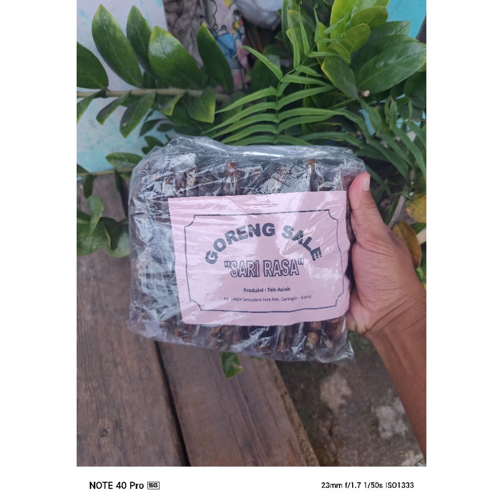 

Sele Pisang Ambon Khas Garut