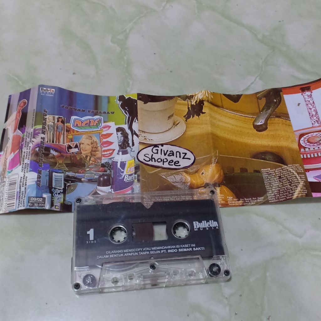 kaset pita NAIF - Jangan terlalu naif