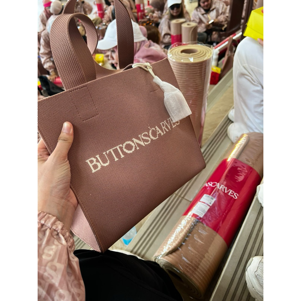 buttonscarves bag