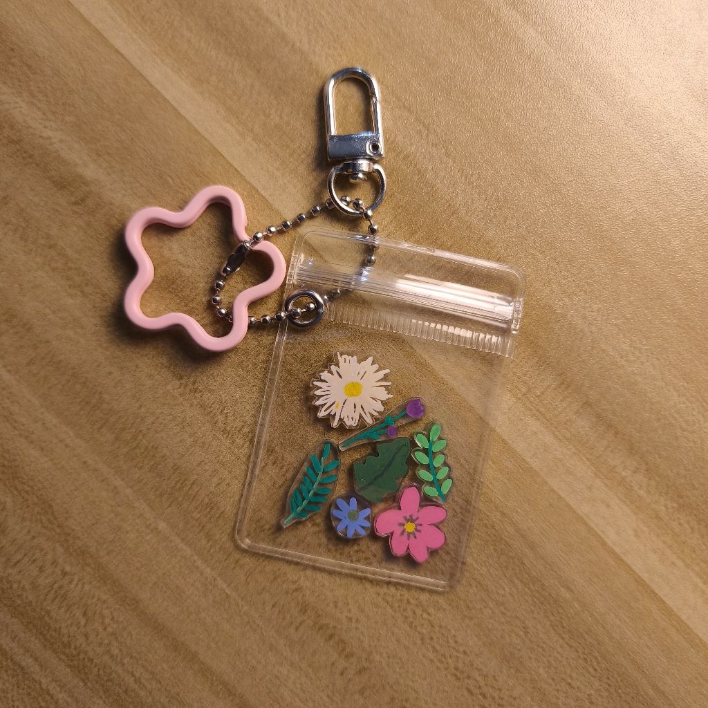 GALA.artwork Reef Keychain / Pouch Reef Keychain / Reef Tank Keychain/ Flowers Pouch Keychain/ Cute 