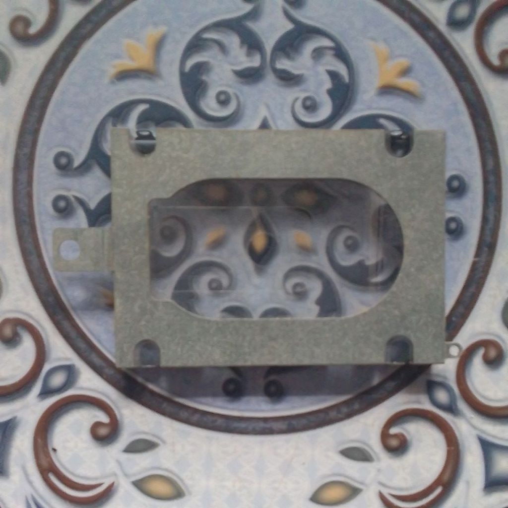 bracket laptop toshiba c640