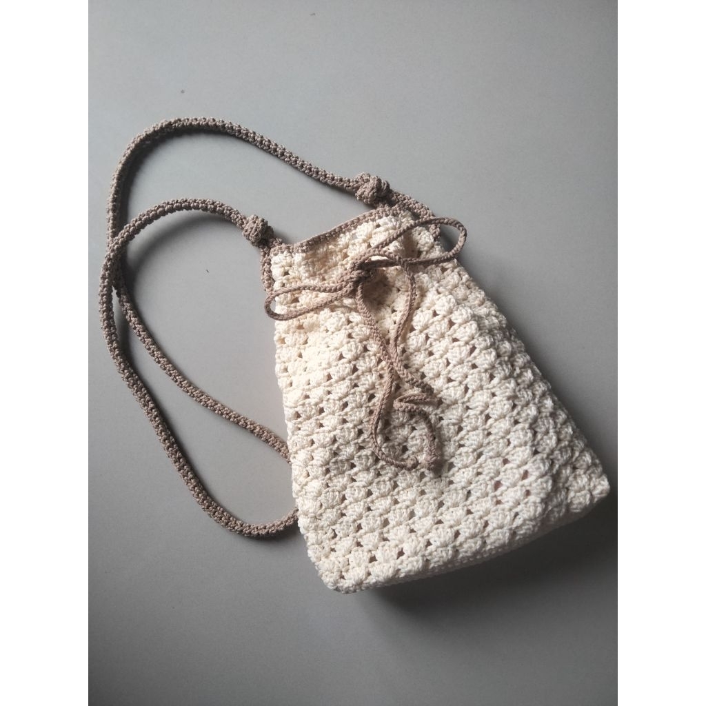 Tas wanita, tas rajut serut, Korean style, phone bag, tas Crochet.