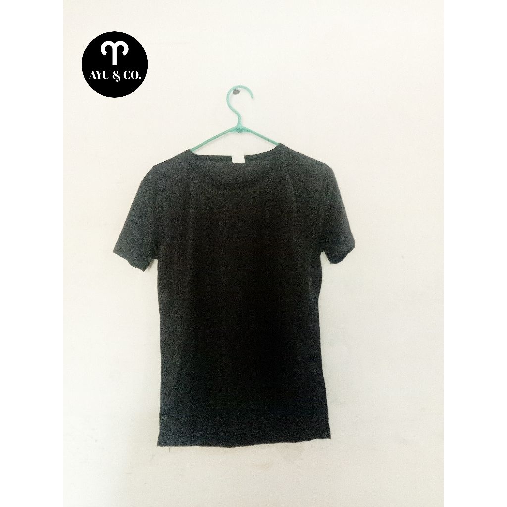 Baju Polos Hitam Wanita