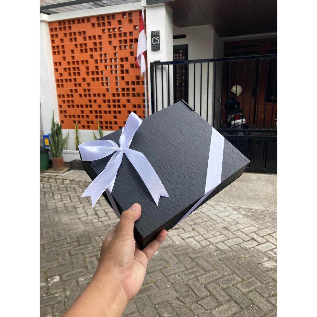 

Box Kado Kayu Lebih Aman (Produk Tambahan)