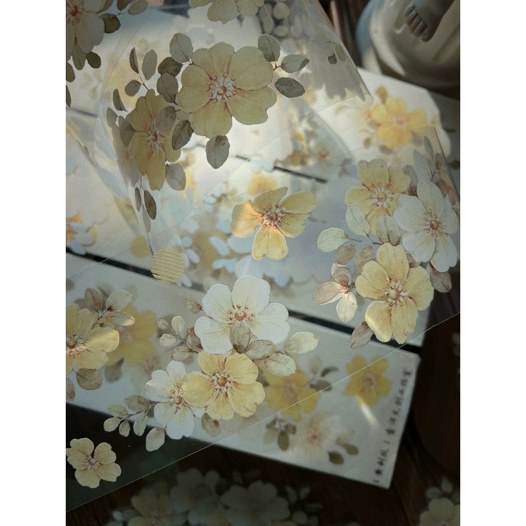 

Yi Er Yellow Thorn Roses PET Tape