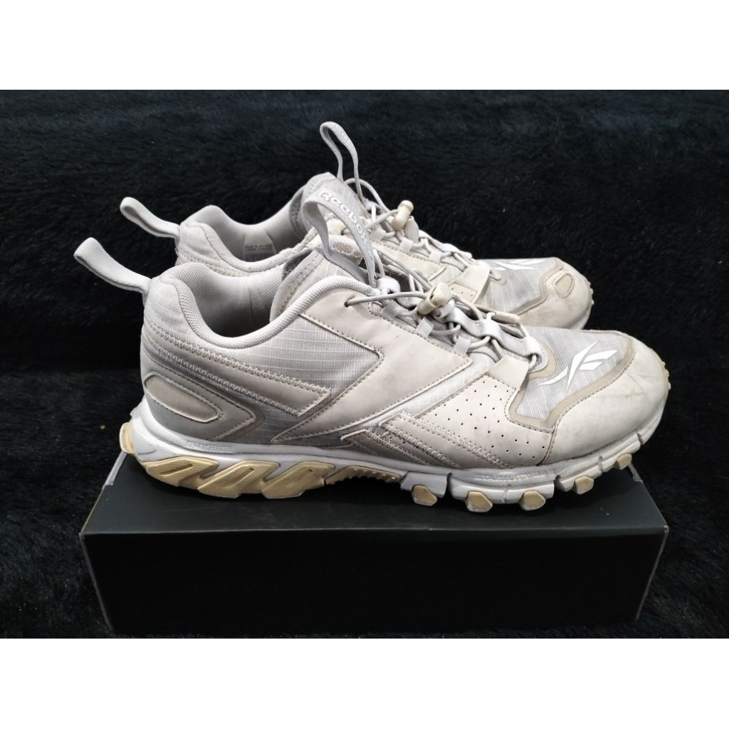 sepatu Reebok dmx pert white
