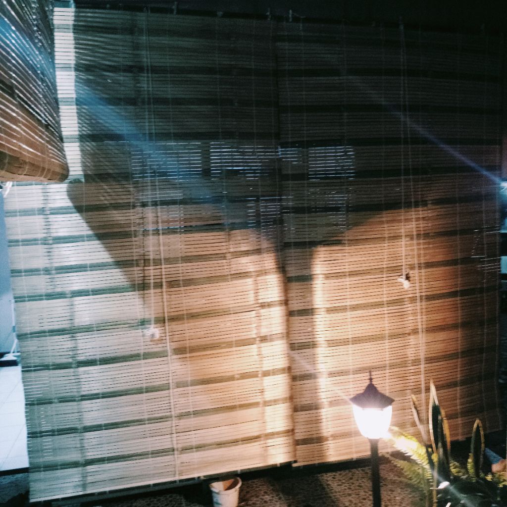 Tirai bambu gulung outdoor 2 x 2 meter