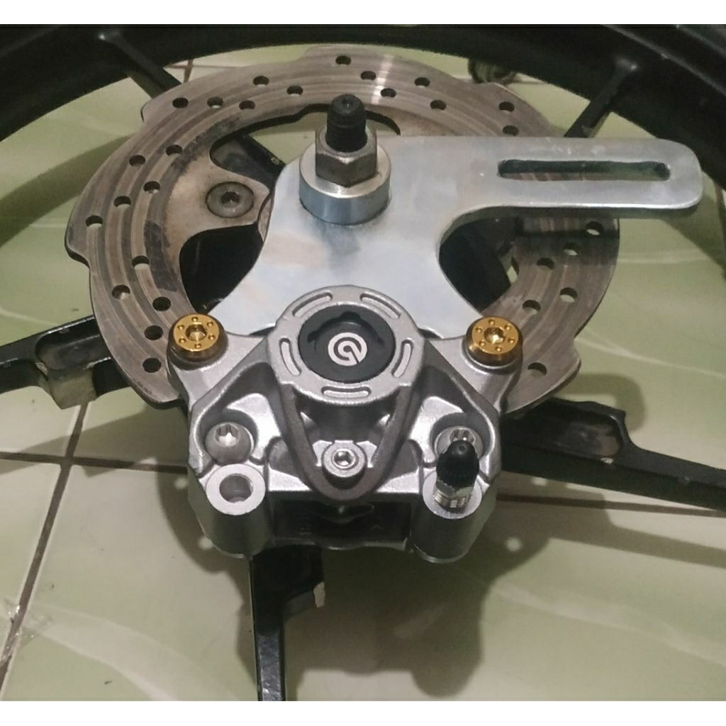 braket caliper brembo&ktc 2p satria 150 fu carbu