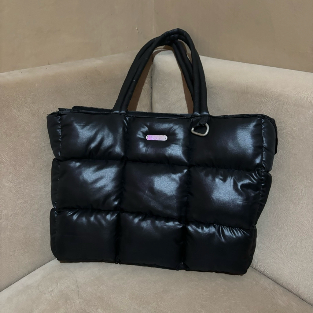 [PRELOVED] Puffy Bag Jenna Bag - Luna Bag | Totebag Puffy Black