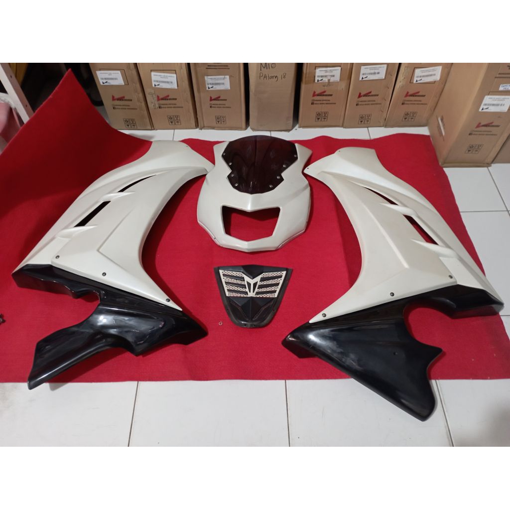 Fairing Vixion Old Vixion New  Model Ninja RR White Putih Bahan Plastik ABS