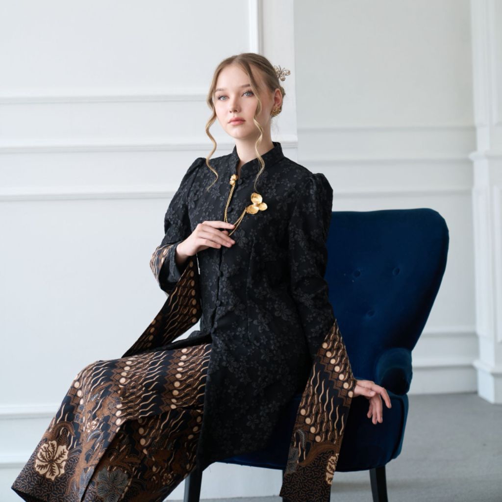 Kebaya Klasik Hitam Polos / Kebaya Seragaman Fukuro / Kebaya Kutubaru Wisuda