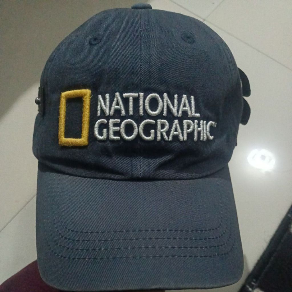 Topi National Geographic warna navy original
