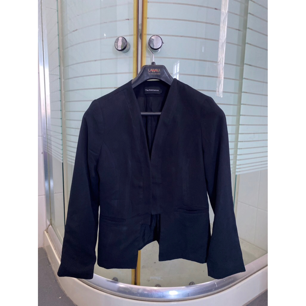 PRELOVED BLAZER EXECUTIVE