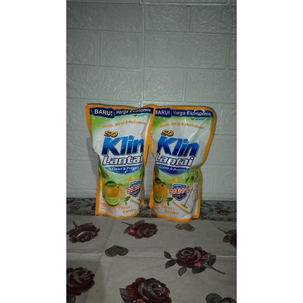 So Klin Lantai lemon 700 ml