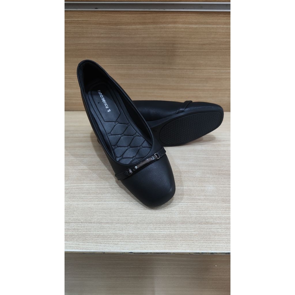 Sepatu Pantofel Wanita Nino Dericy NRG 3501