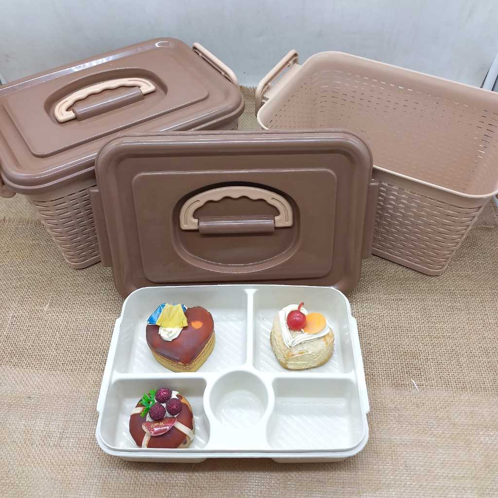 Kotak Makan / Lunch Box Plastik Rotan Coklat Gisella / Keranjang Motif Rotan Gisella / Keranjang Lun