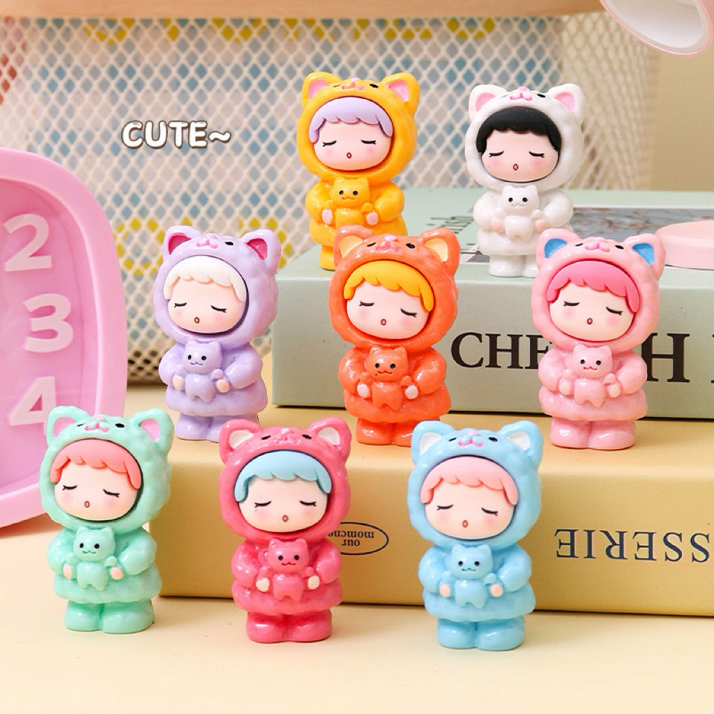 Mini Figure Lucu Kucing Dengan Boneka Bayi