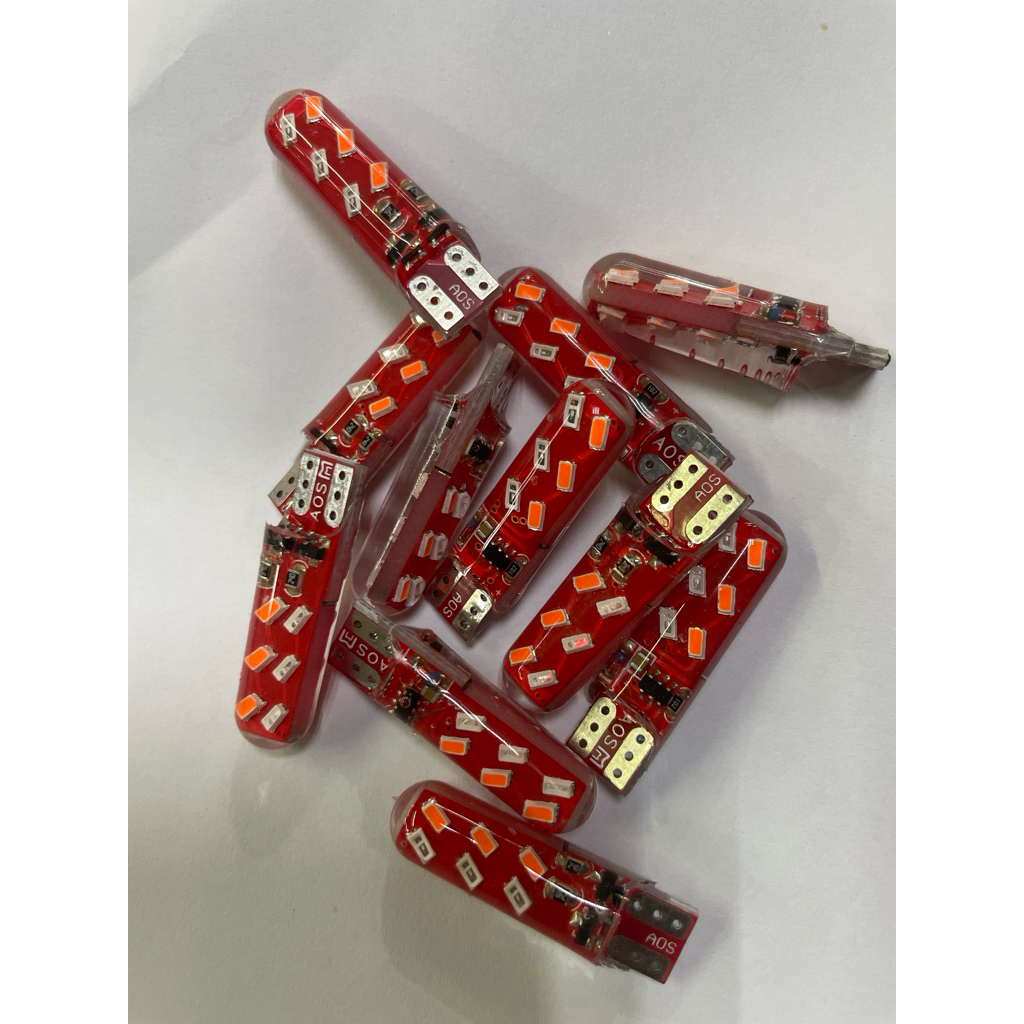 Lampu senja T10 12 LED  24 volt dua warna kedip