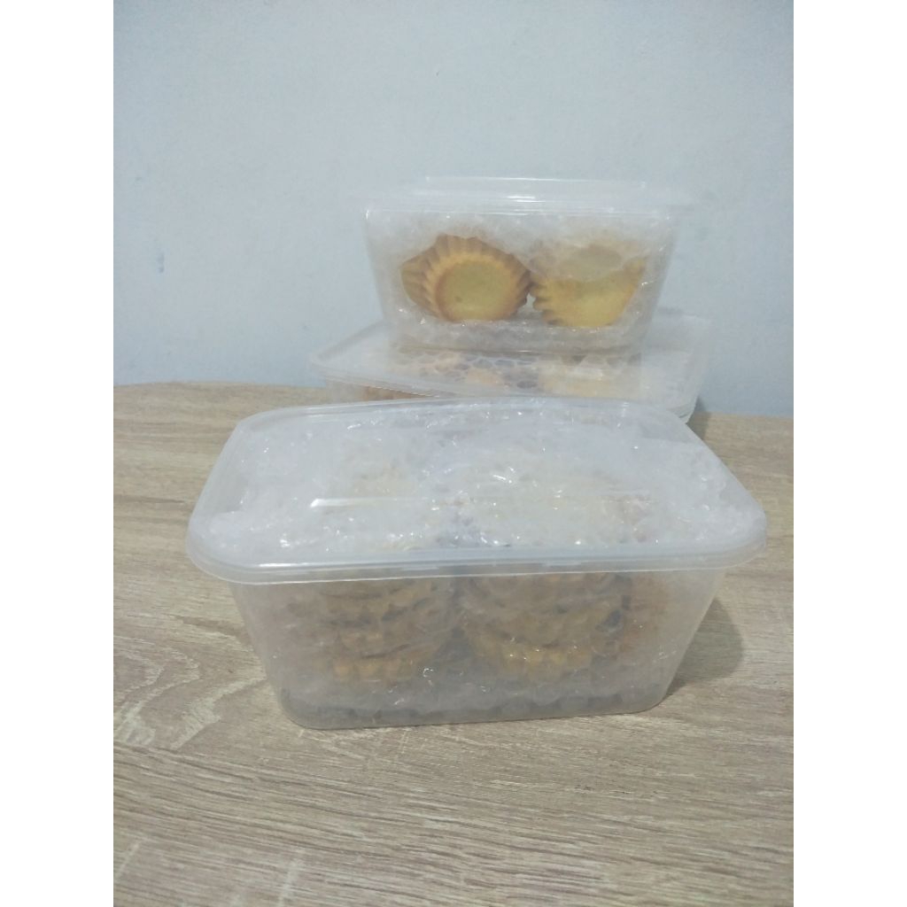 

Kulit Pie C. isi 12pcs. D atas 6cm. D bawah 4cm