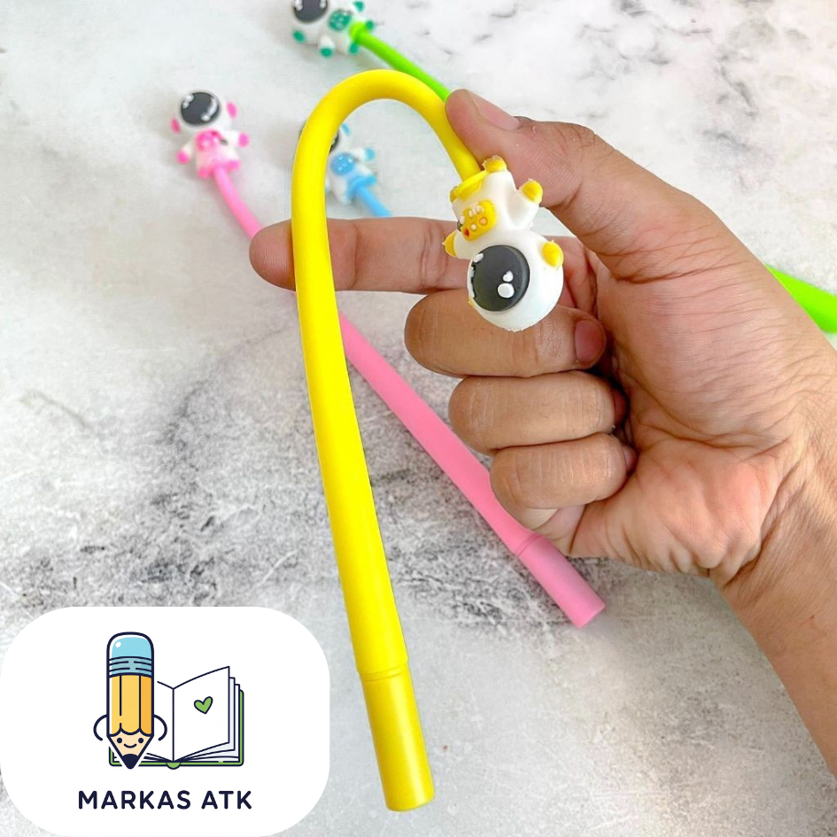 

Pulpen Gel Goyang Astronot Kepala Lentur Tinta Hitam Pena Karakter Luar Angkasa Unik Lucu ATK Sekolah Kado Anak Souvenir Murah COD