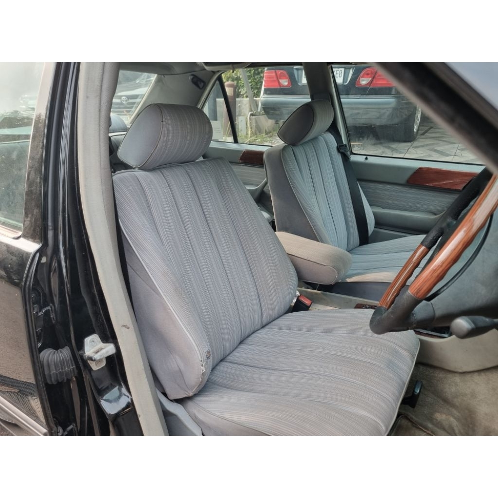 Interior Set original Mercedes benz W124 list becak warna gray