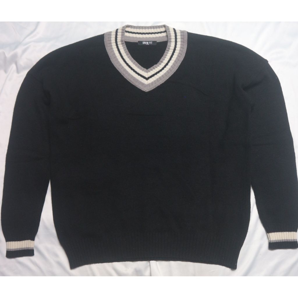DRAW FIT Vnevk Wool blend Hitam Black Academia Knitwear Sweater Sweatshirt Crewneck Rajut Wool Jaket