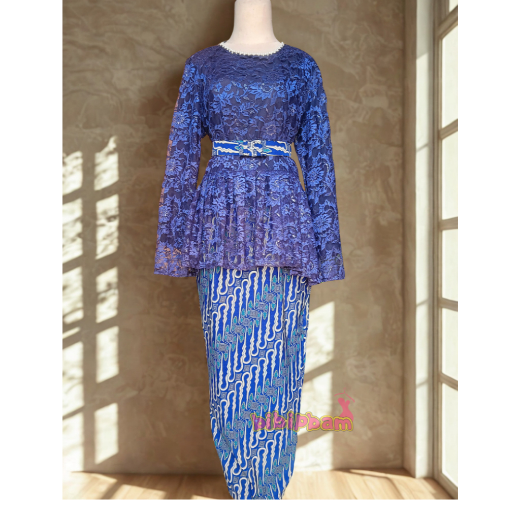 Kebaya Wisuda Kebaya Kondangan Brokat Navy Set Rok Batik READY STOCK