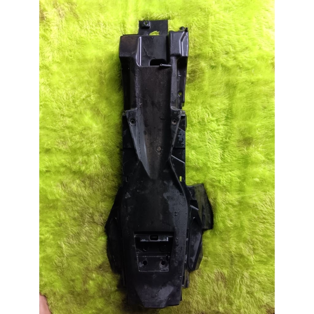 SPAKBOR KOLONG BELAKANG UNDERTAIL SELANCAR KOLONG DUDUKAN AKI CBR 150R LED FACELIFT ORIGINAL COPOTAN