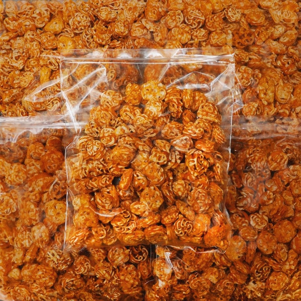 

Seblak Kerupuk Viral Rafael / Mawar 1 KG extra pedas daun jeruk Kencur NAAM POOLL!!!