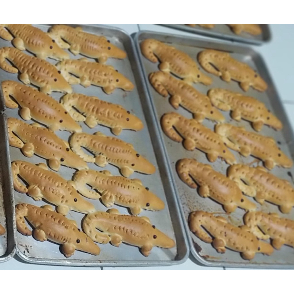 roti buaya mini ukuran 20cm spesial